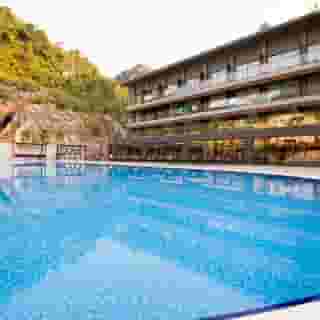 Mirage World, 2 of 5