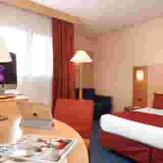 Forest Hill Meudon Paris Meudon-Velizy, 1 of 5