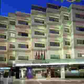 Nuevo Torreluz, 1 of 5