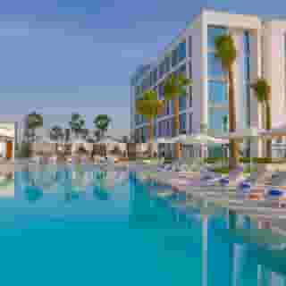 DoubleTree by Hilton Abu Dhabi Yas Island Residences, 1 of 5