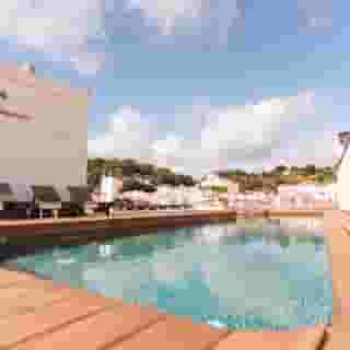 Loar Ferreries Apartments, 1 of 5