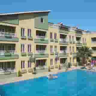 Club Sunset Apartments, 3 of 5