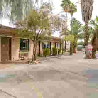 Oyo Oasis Motel Las Vegas I-15, 1 of 5