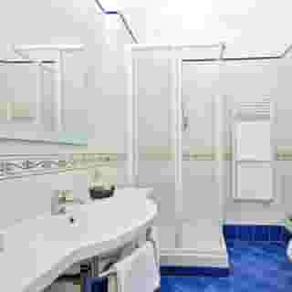 Club Due Torri, 4 of 5