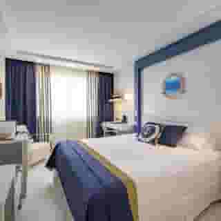 Santos Santemar, 2 of 5