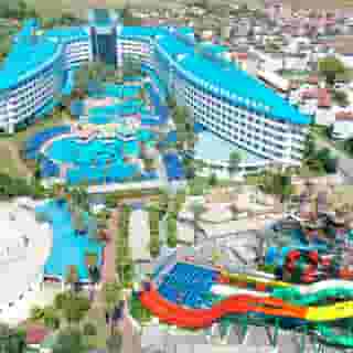 Crystal Admiral Resort, 1 of 5