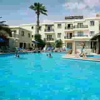 Hilltop Gardens Apartments, 2 of 5