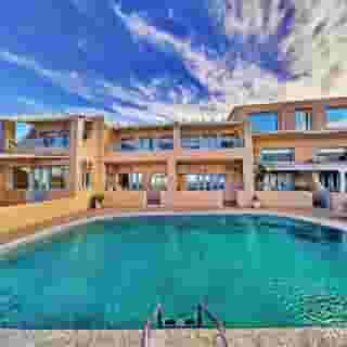 Suites of the Gods Cave Spa, 1 of 5