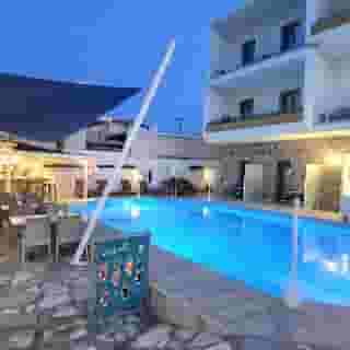 Sunset Beach Hotel, 4 of 5