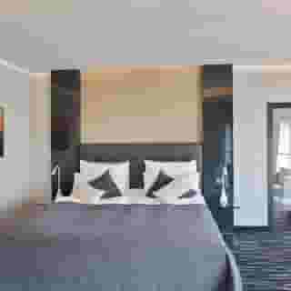 Dancing House Hotel, 2 of 5