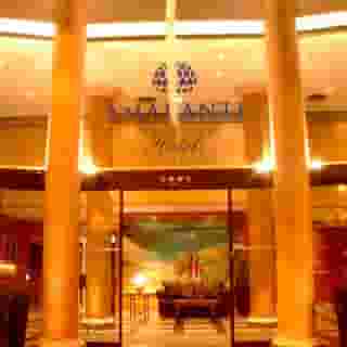 Amarante Cannes, 1 of 5