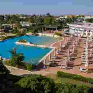 Medina Belisaire & Thalasso, 4 of 5