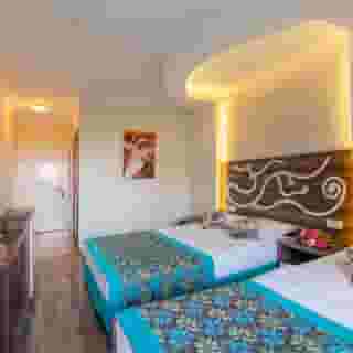 Kleopatra Blue Hawaii, 5 of 5