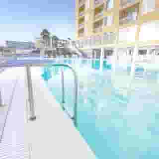 Atlantic Holiday, 4 of 5