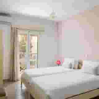 Filorian Apartments, 3 of 5