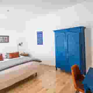 Le Temps des Hotes, 1 of 5