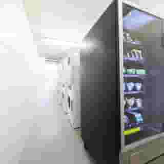 Regal Oriental, 3 of 5