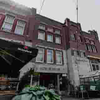 Hotel De Hallen, 2 of 5