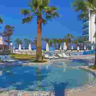 Le Bleu & Hotel Resort, 2 of 5