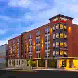 Fairfield Inn & Suites Boston Cambridge, 2 of 5