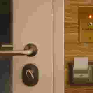 Browns Central Hotel, 3 of 5