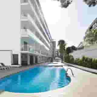 Best Los Angeles Hotel, 3 of 5
