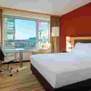 Courtyard By Marriott Dusseldorf Hafen, 3 of 5