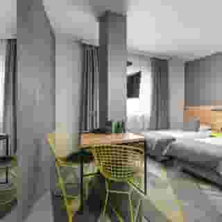 Air Hotel, 6 of 6