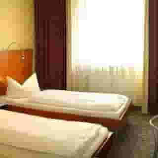 Mainstreet Hotel, 3 of 3