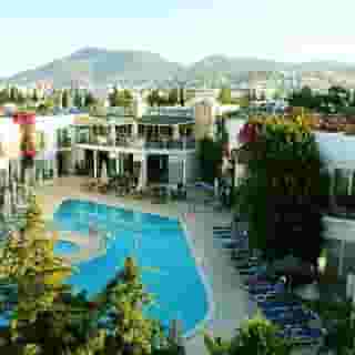 Serpina Hotel, 4 of 5