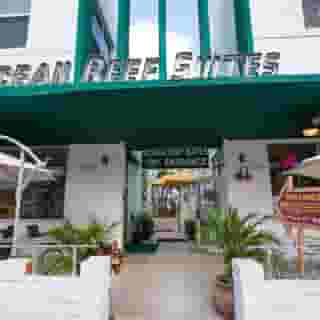 Ocean Reef Suites, 2 of 5
