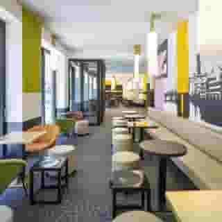 Zuri By Fassbind, 4 of 5