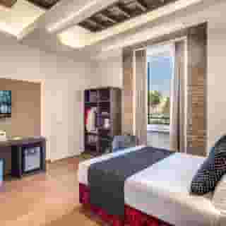 Little Queen Suite, 3 of 5