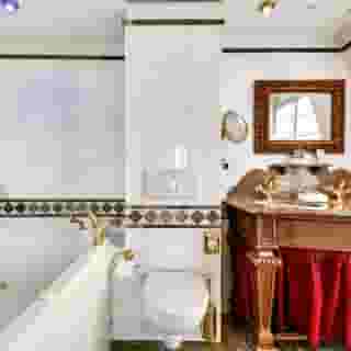 Villa Royale, 3 of 5