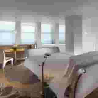 Sanderson London, 3 of 5