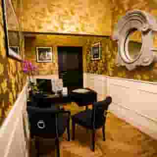 Minerva Relais, 1 of 5