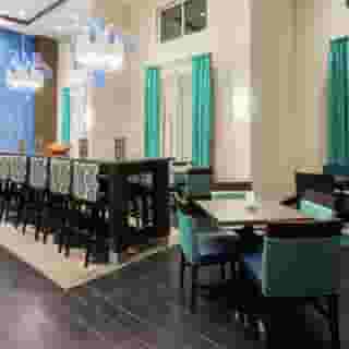 Hampton Inn & Suites Orlando at SeaWorld, 3 of 5