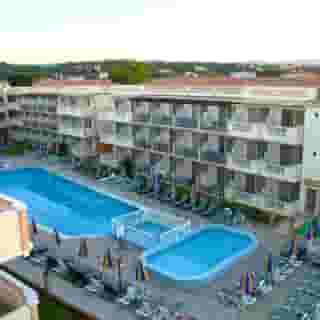 Zante Maris, 1 of 5
