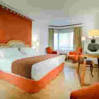 Hesperia Sevilla, 3 of 5