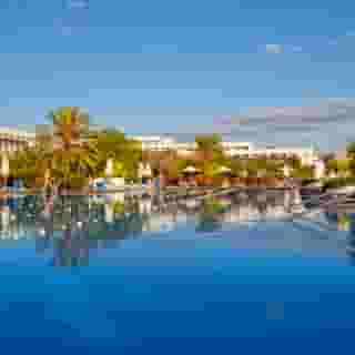 Costa Calero, 3 of 5