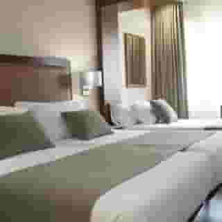 Abba Balmoral, 4 of 5