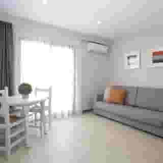 Ribera Apartments, 3 of 5