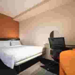 the b akasaka-mitsuke, 4 of 5