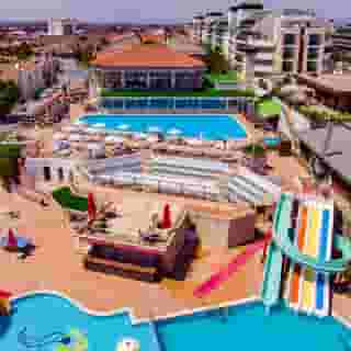 Vera Seagate Resort, 2 of 5