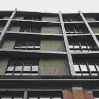 Yust Antwerpen, 2 of 5