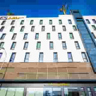 Malaga Vibes, 3 of 5