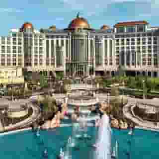 Universal Helios Grand Hotel, 2 of 5