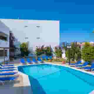 Summer Dream Malia, 2 of 5