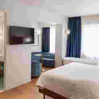 Gatsby Athens, 4 of 5