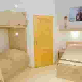 Centrooms House, 1 of 5